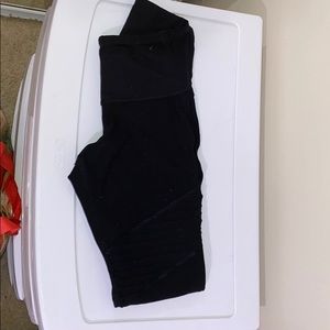 B1G1❤️super cute leggings for working out